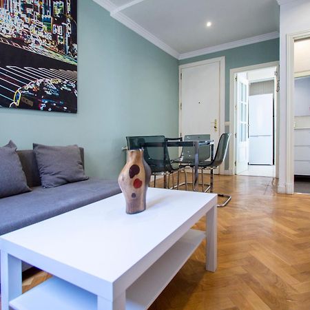 Apartamentos Dali Madrid Exterior foto