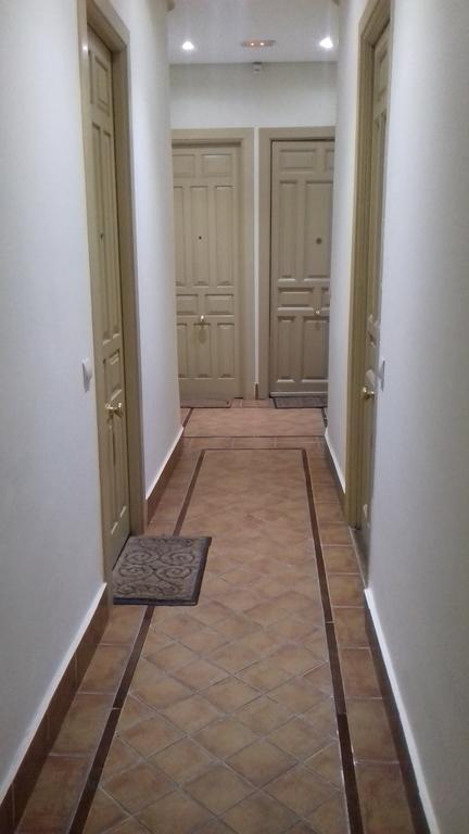Apartamentos Dali Madrid Exterior foto